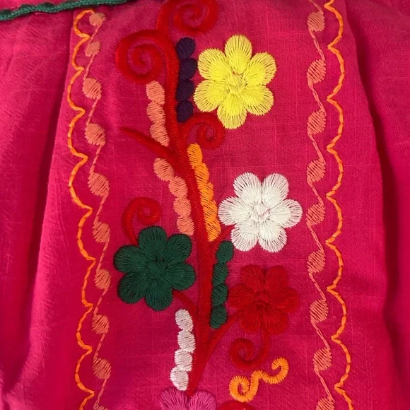 Embroidered pullover dress in bright pink – BEAUTIFUL! - Picture 3 of 13